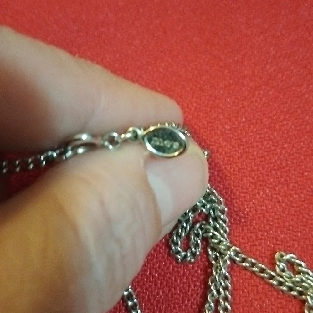 Vintage Avon "Blue Bell" Pendant with original silver tone Chain - Picture 3 of 6